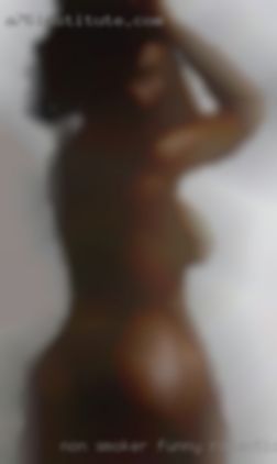 Non Smoker, funny, romantic pussy swinger and gentle.